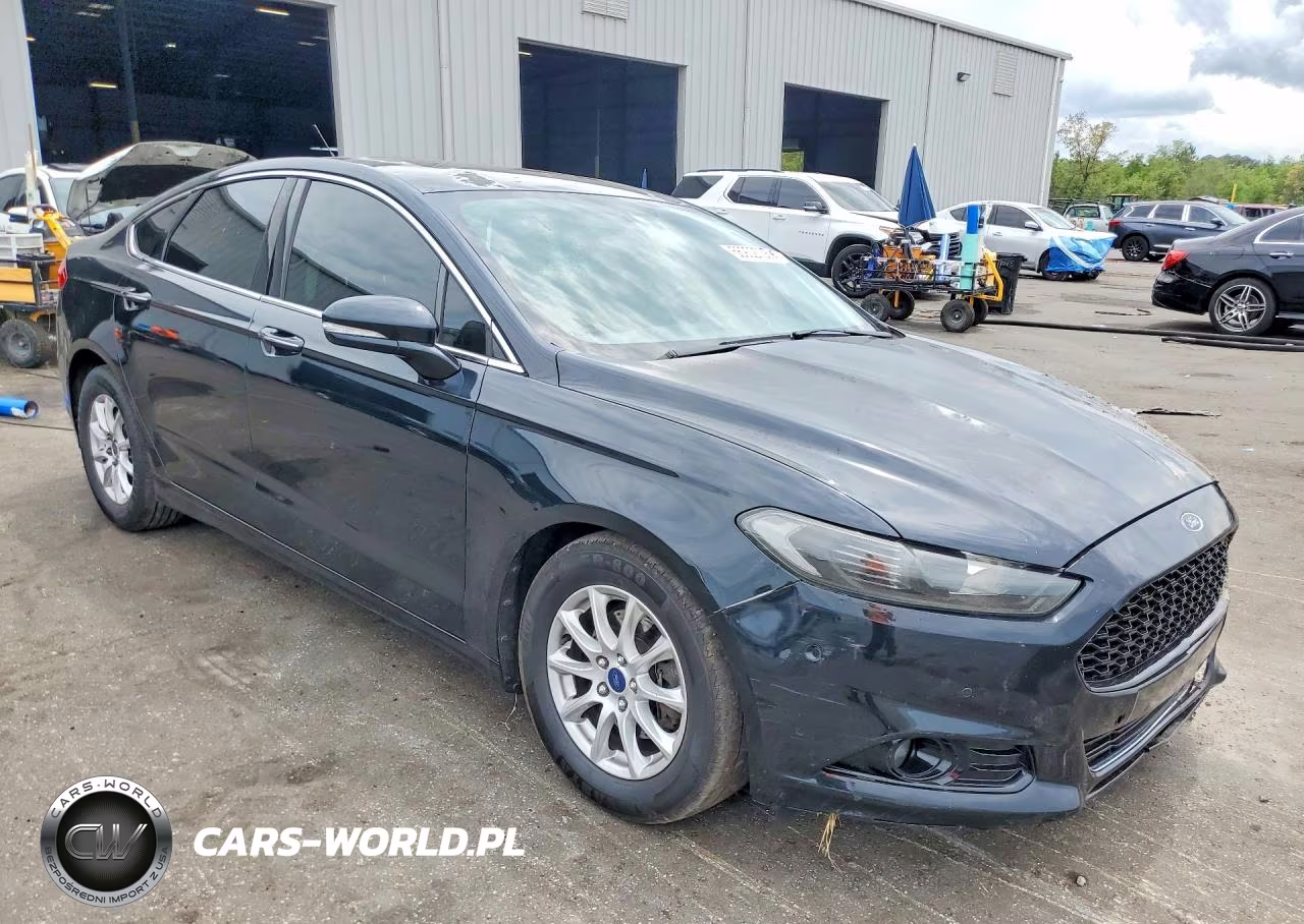 2014 Ford Fusion Titanium VIN:3FA6P0K94ER183319 - 4