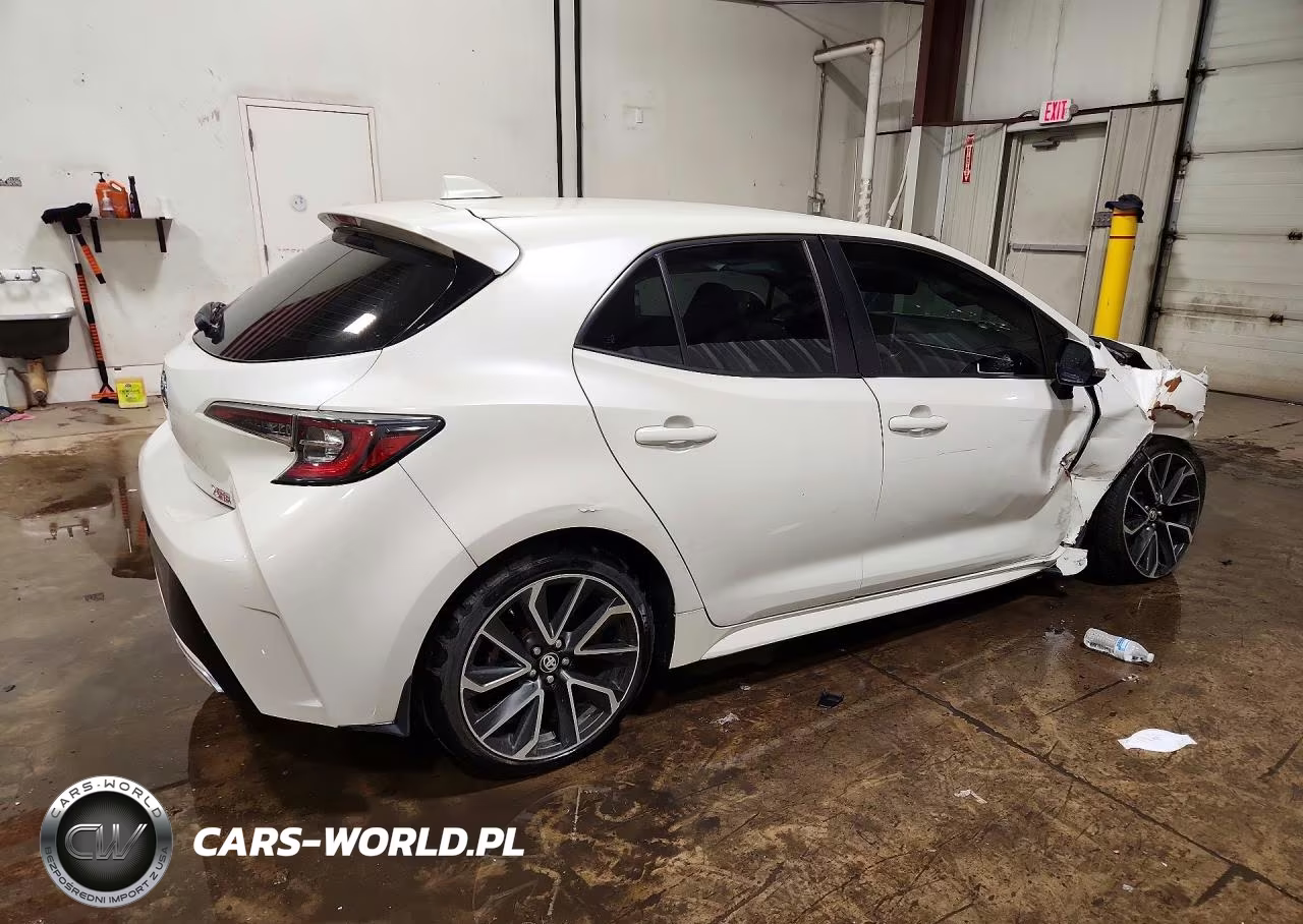 2019 Toyota Corolla Hatchback Xse VIN:JTNK4RBE6K3002472 - 3