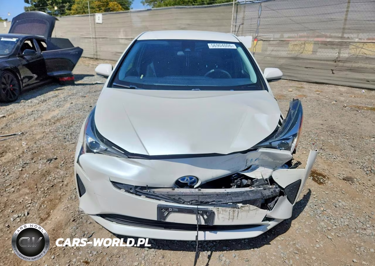 2018 Toyota Prius Two VIN:JTDKBRFU7J3073139 - 5