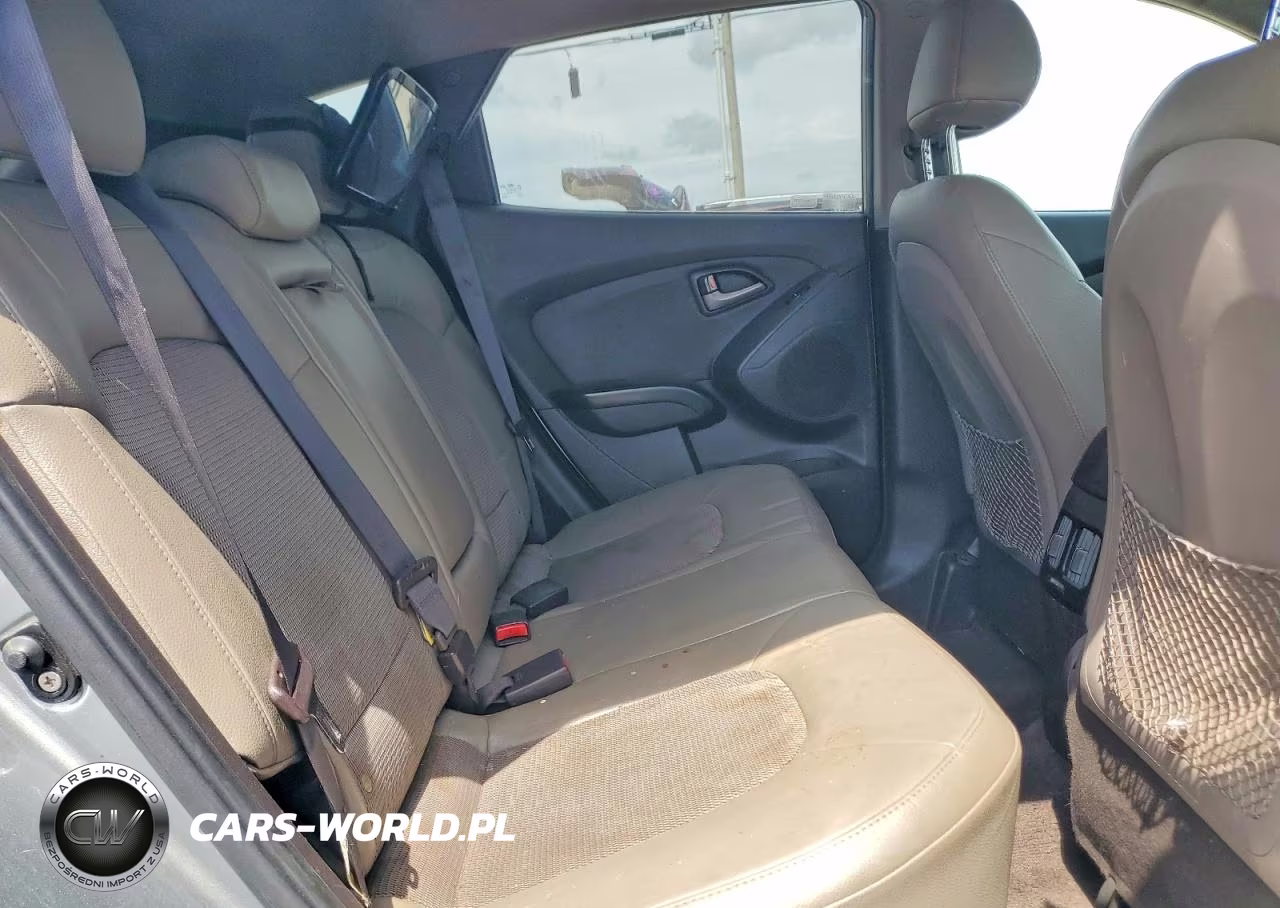 2015 Hyundai Tucson Se VIN:KM8JU3AG1FU012807 - 10