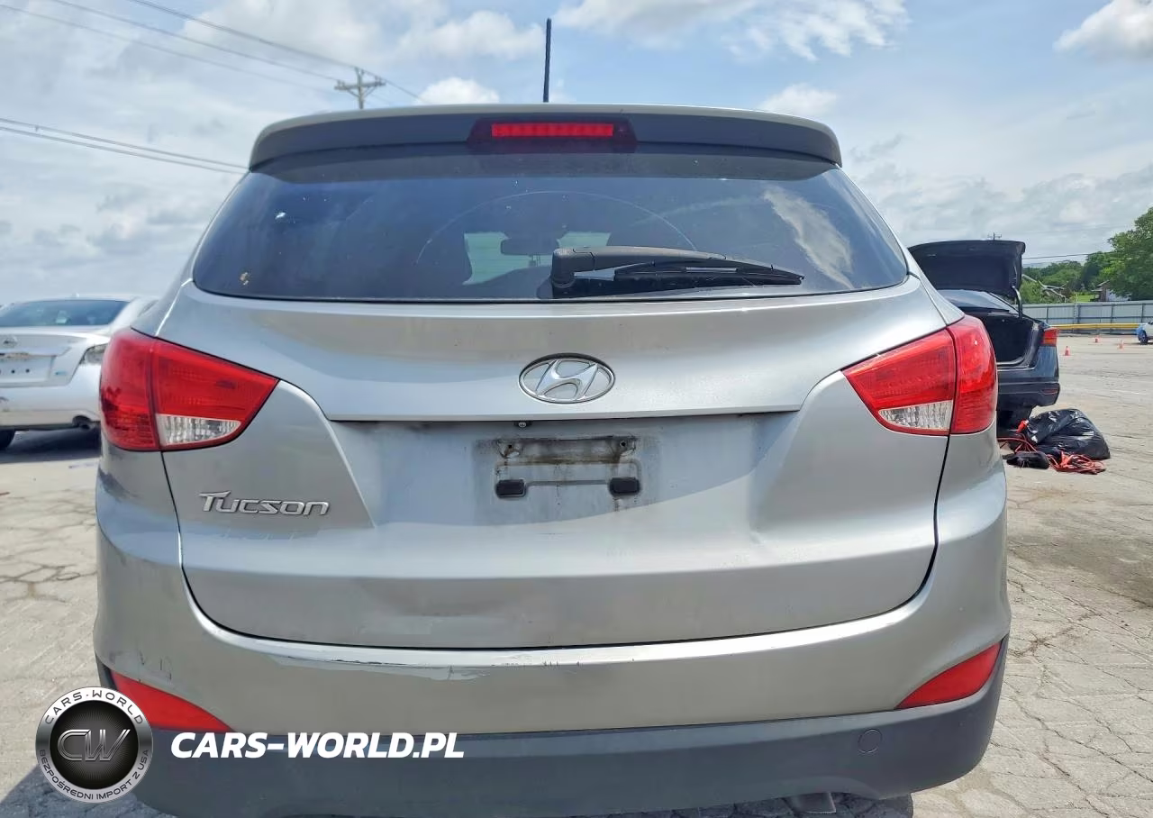 2015 Hyundai Tucson Se VIN:KM8JU3AG1FU012807 - 6