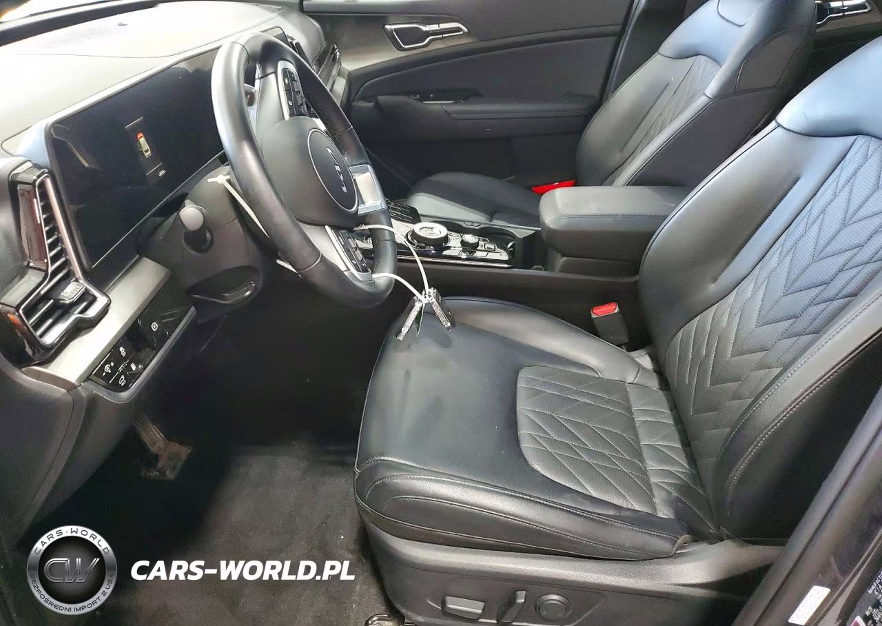 2025 Kia Sportage VIN:KNDPYDDH1S7278981 - 7