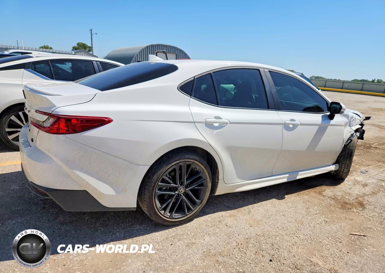 2025 Toyota Camry Se VIN:4T1DAACK5SU031317 - 3