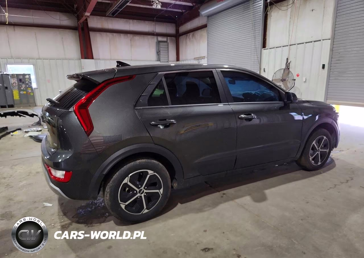 2026 Kia Niro Lx VIN:KNDCP3LE1T5329122 - 3