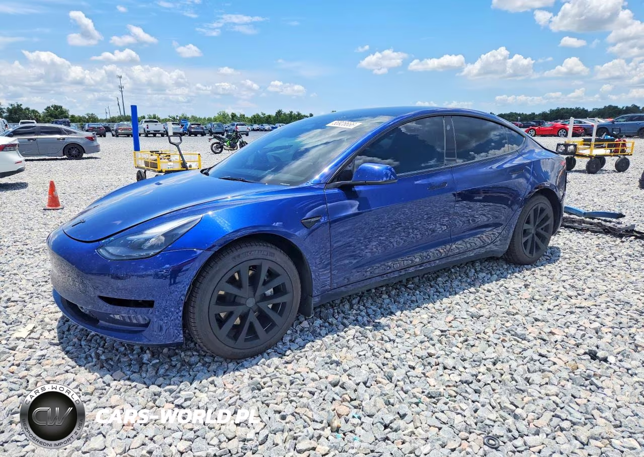 2023 Tesla Model 3 – zdjęcie 1 z 14