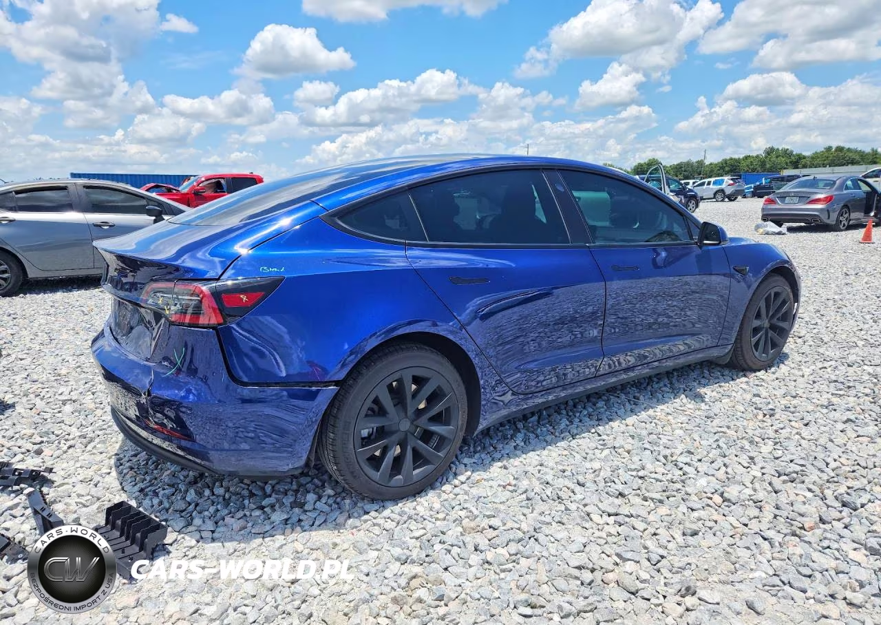 2023 Tesla Model 3 VIN:5YJ3E1EA2PF581664 - 3