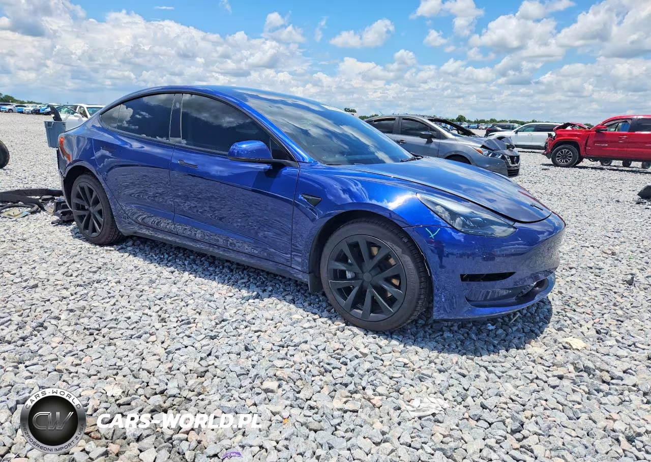 2023 Tesla Model 3 VIN:5YJ3E1EA2PF581664 - 4