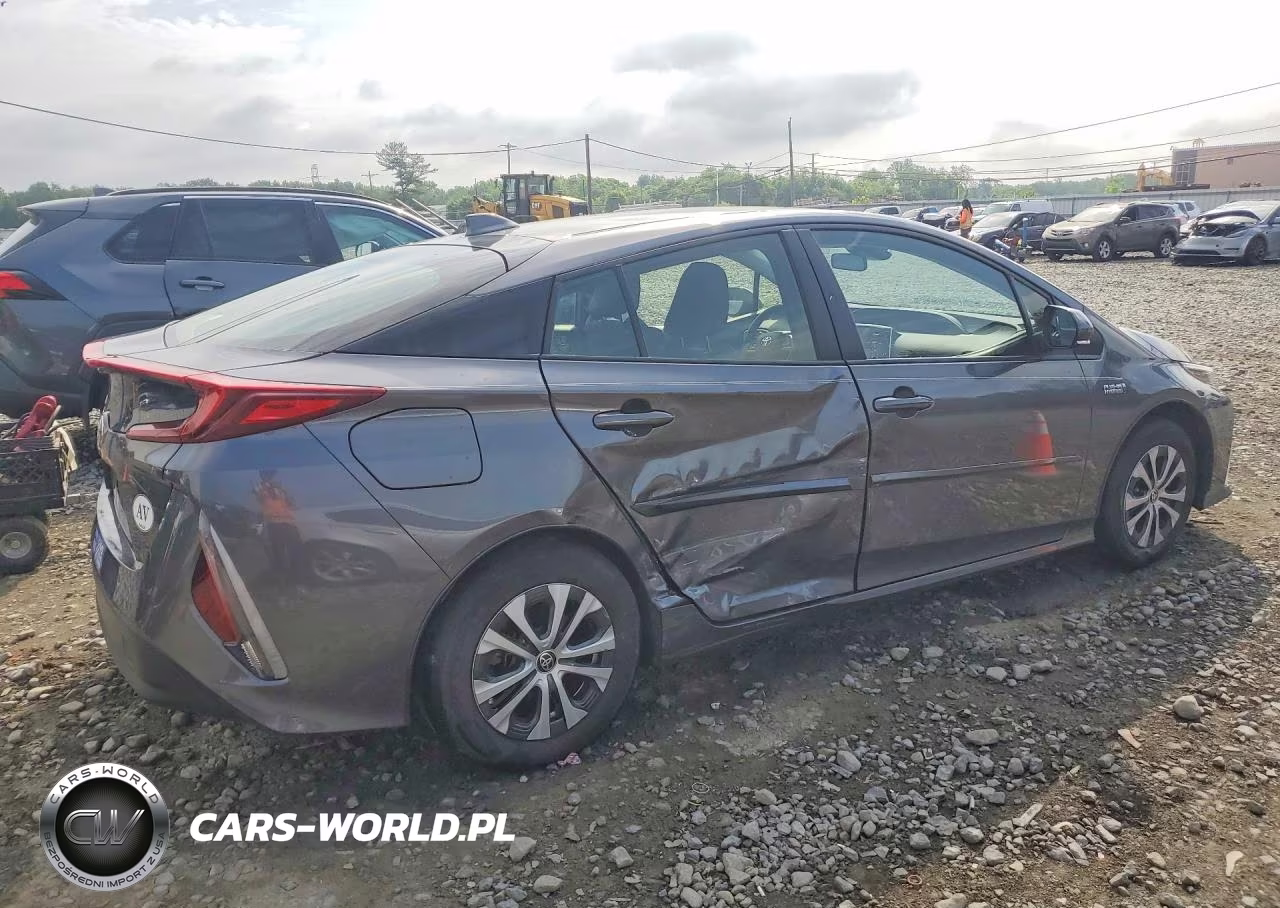 2021 Toyota Prius Prime Le VIN:JTDKAMFP8M3178860 - 3