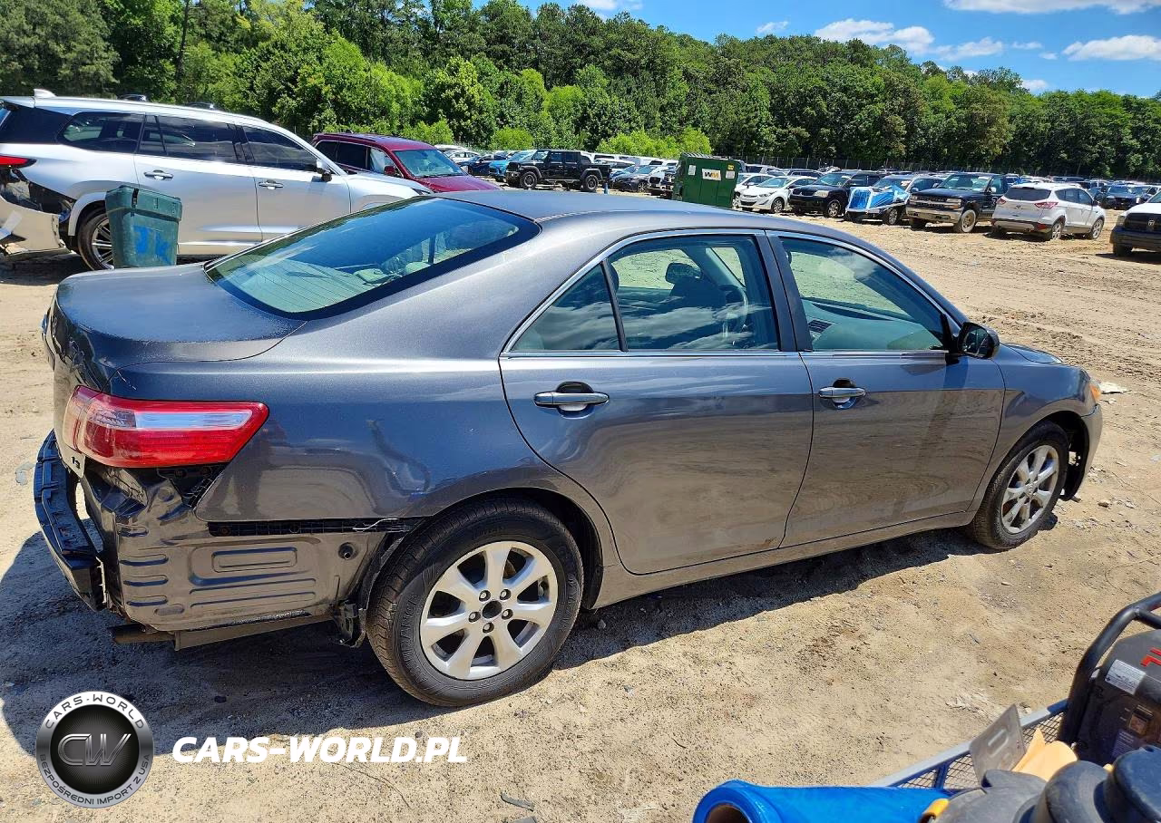 2007 Toyota Camry Le VIN:JTNBE46K073061895 - 3