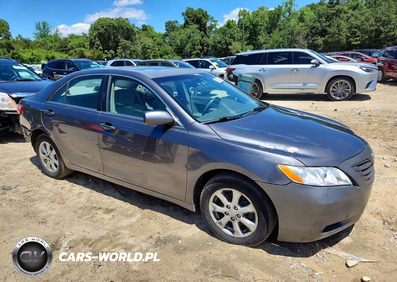 2007 Toyota Camry Le VIN:JTNBE46K073061895 - 4