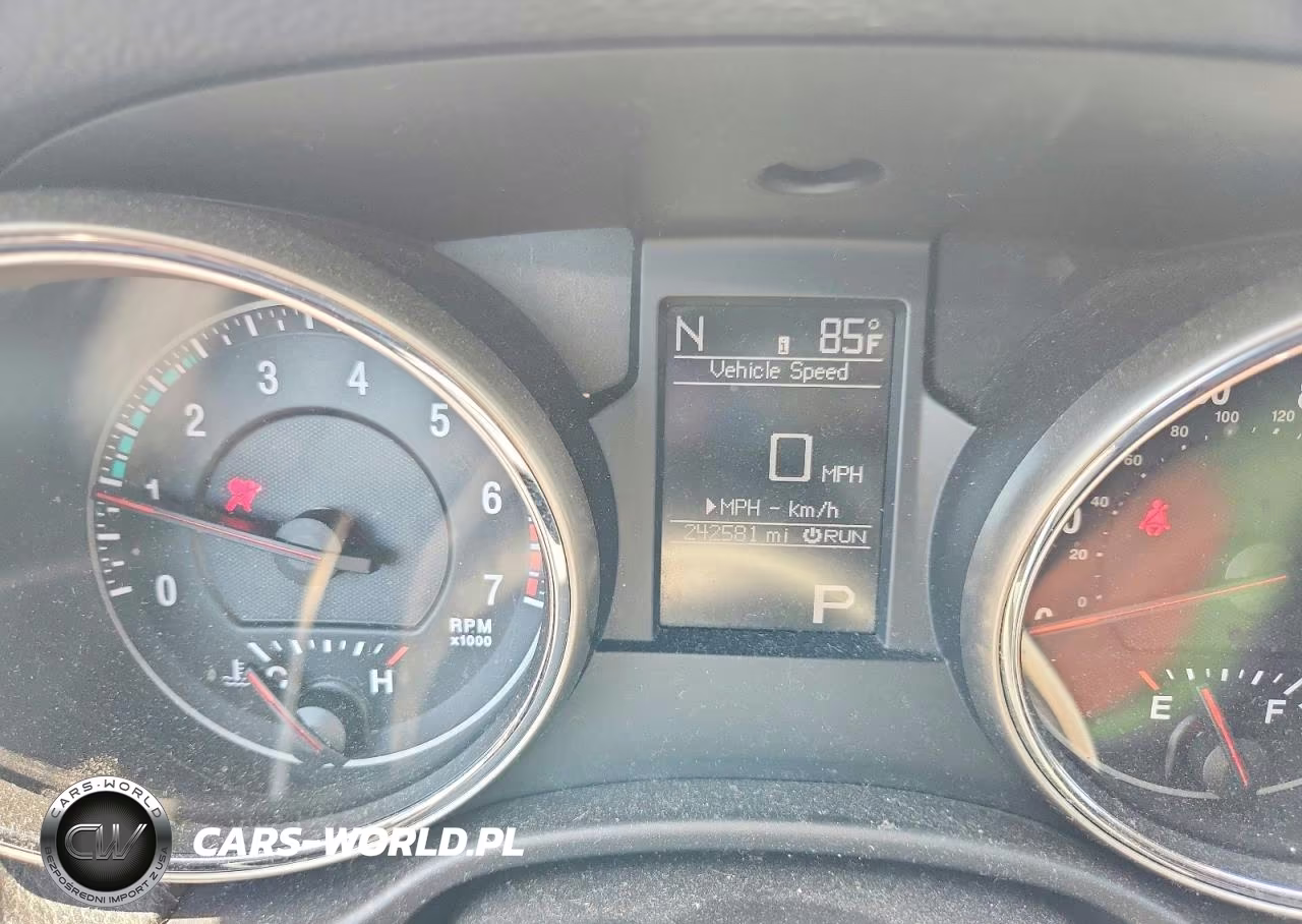 2013 Jeep Grand Cherokee Limited VIN:1C4RJFBT1CC274423 - 9