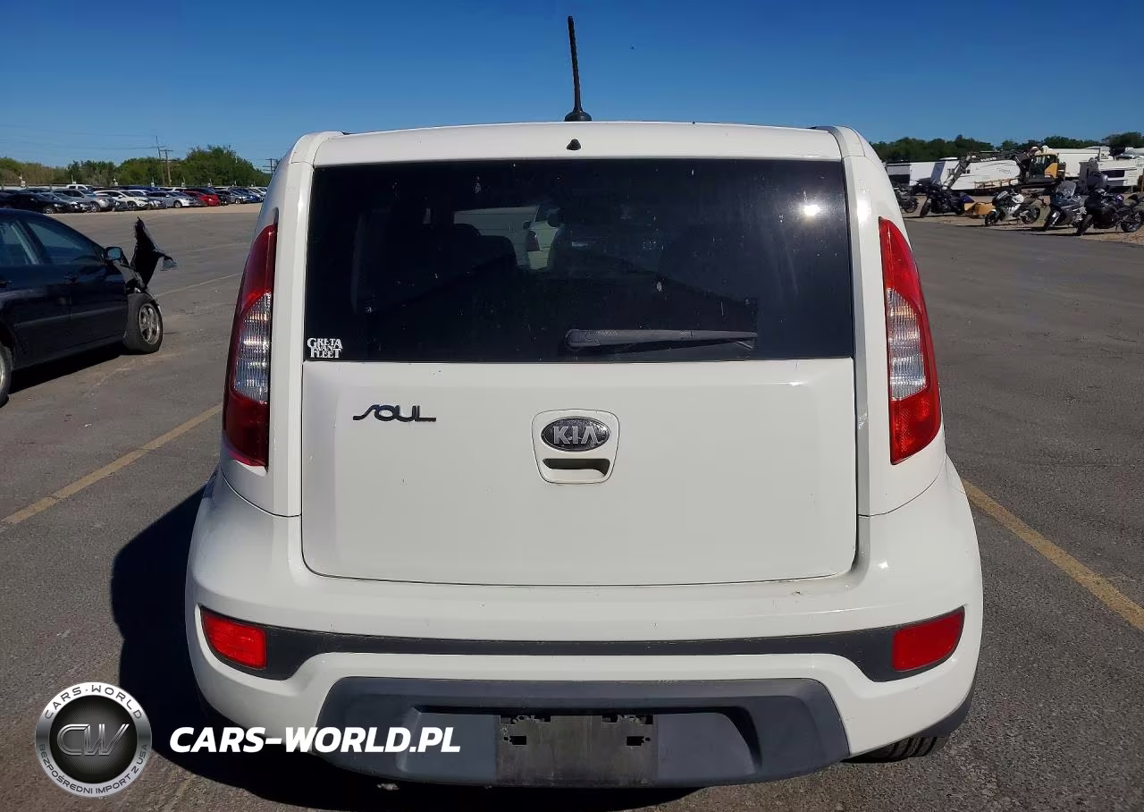2013 Kia Soul Base VIN:KNDJT2A55D7585365 - 6