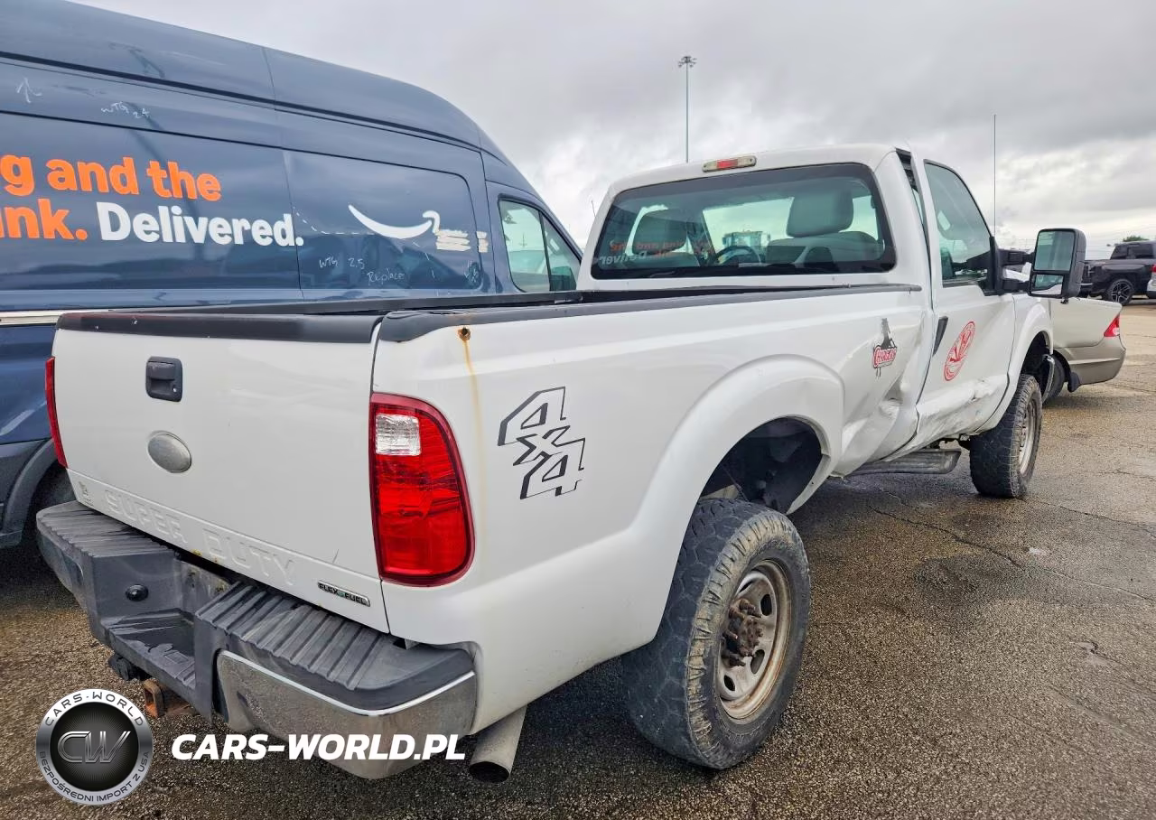 2012 Ford F250 Super Duty VIN:1FTBF2B60CEC41522 - 3