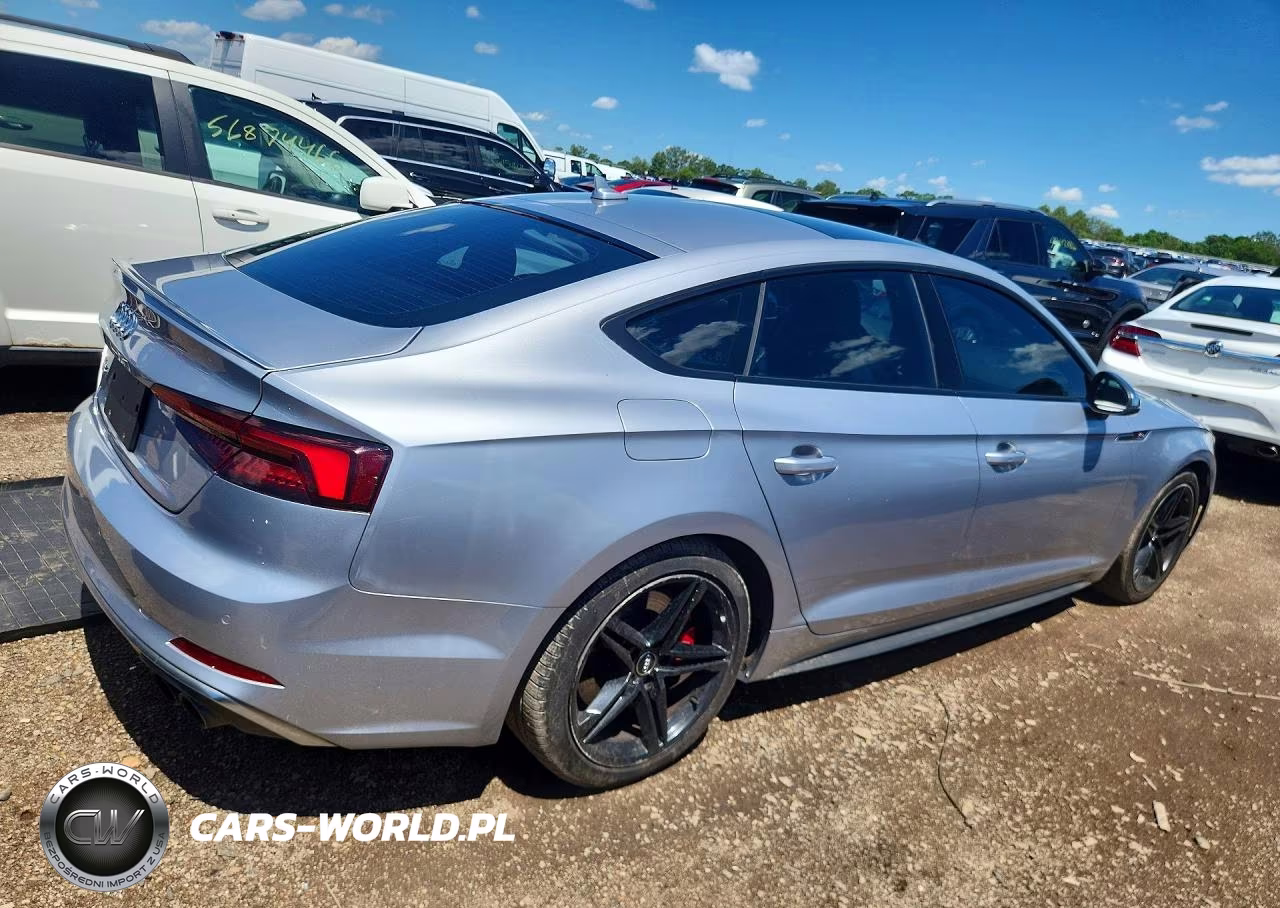 2018 Audi S5 Premium Plus VIN:WAUB4CF55JA012347 - 3