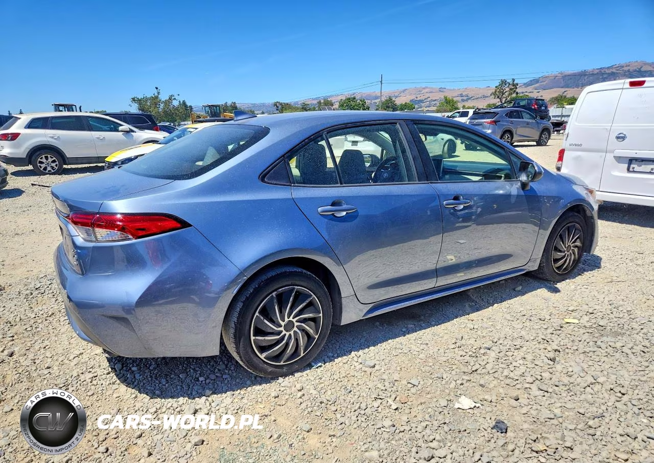 2020 Toyota Corolla Le VIN:JTDEPRAEXLJ027205 - 3