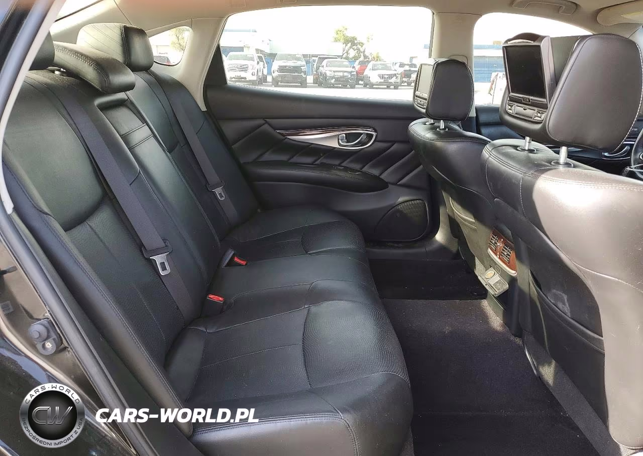 2015 Infiniti Q70L 3.7 VIN:JN1BY1PP7FM600125 - 10