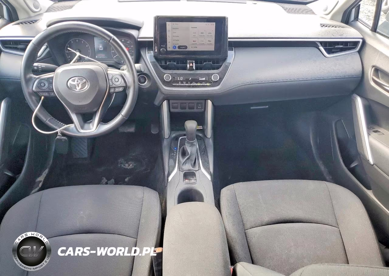 2023 Toyota Corolla Cross Le VIN:7MUBAABGXPV079129 - 8