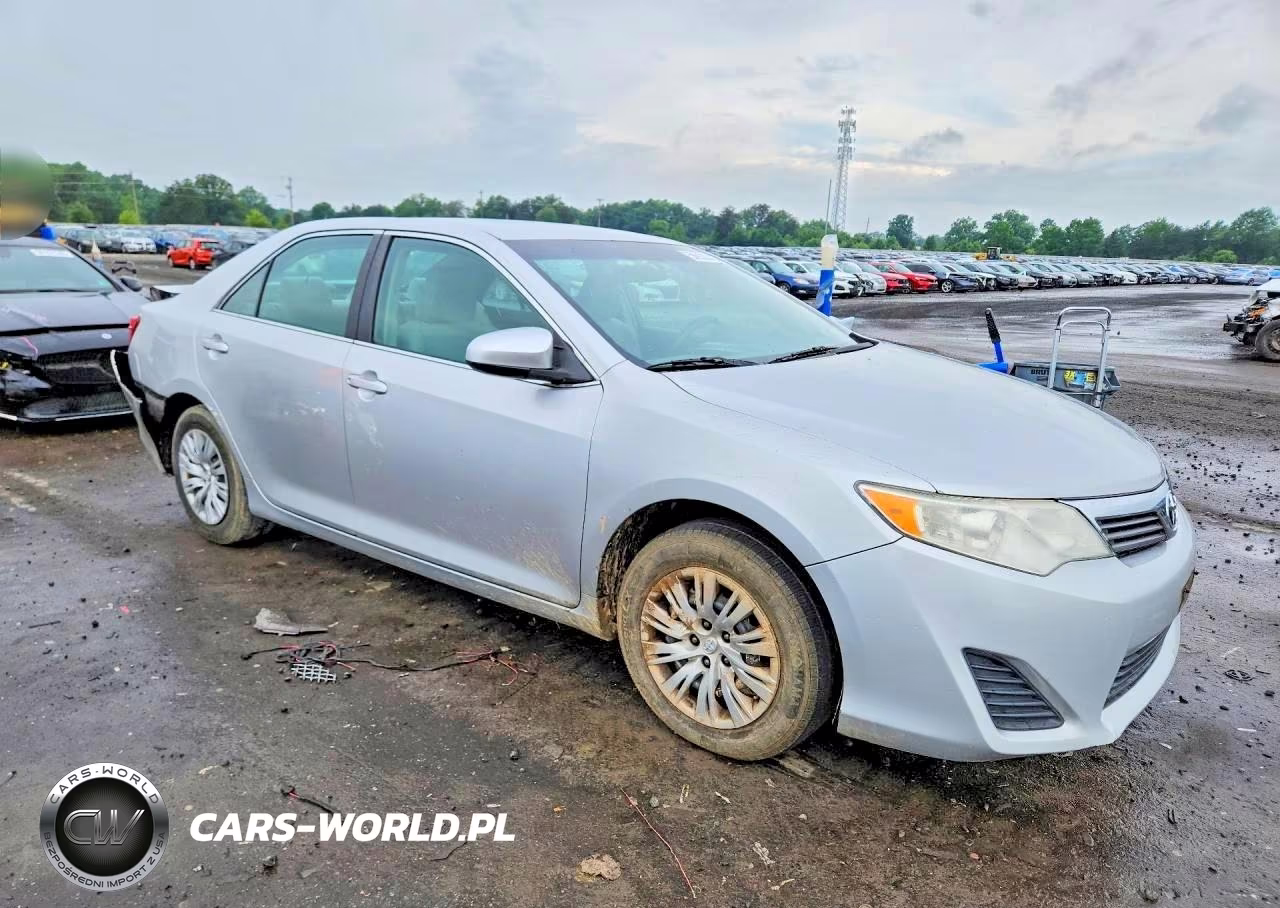 2012 Toyota Camry L VIN:4T1BF1FK6CU507886 - 4