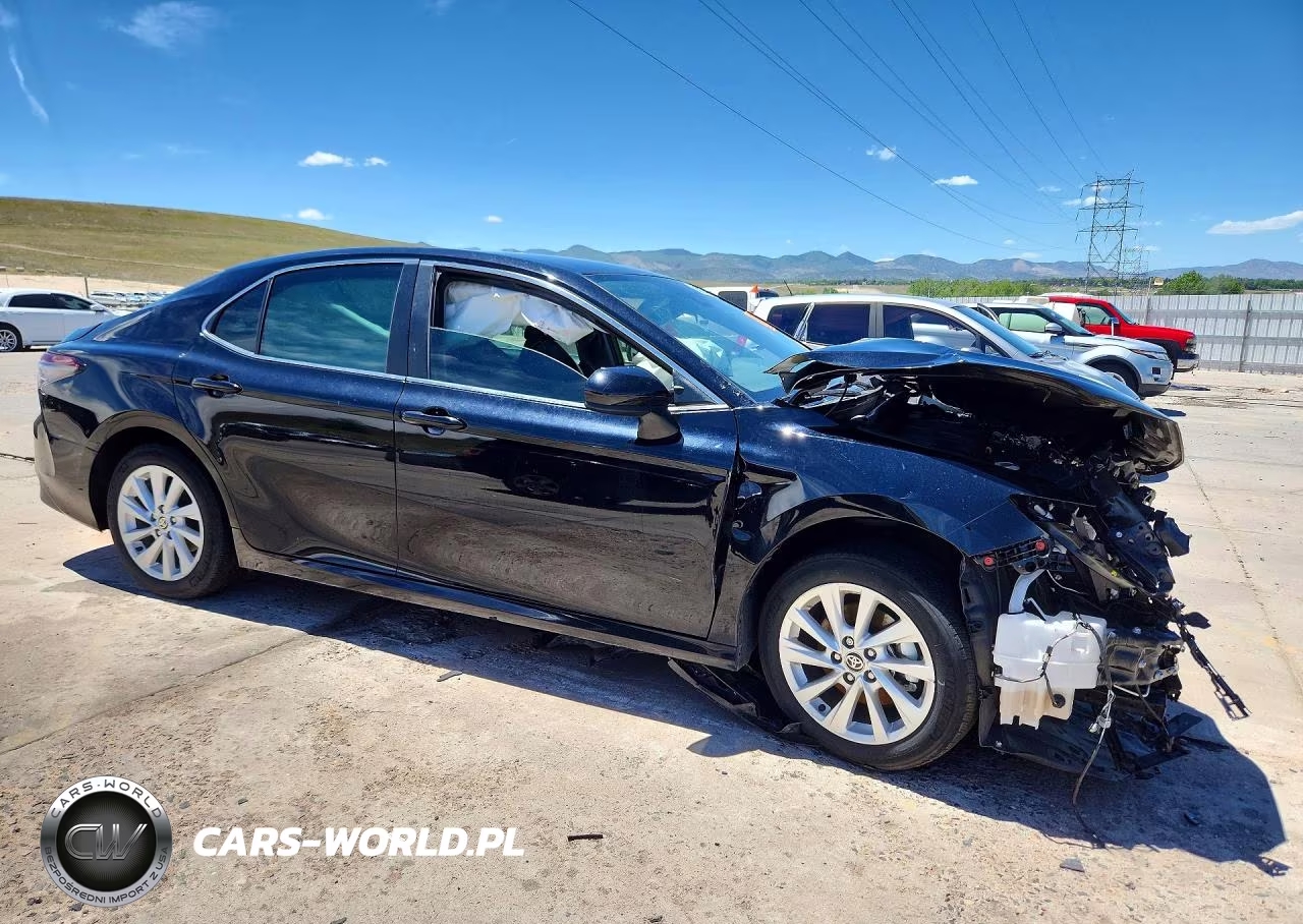 2024 Toyota Camry Le VIN:4T1C11AKXRU871473 - 4
