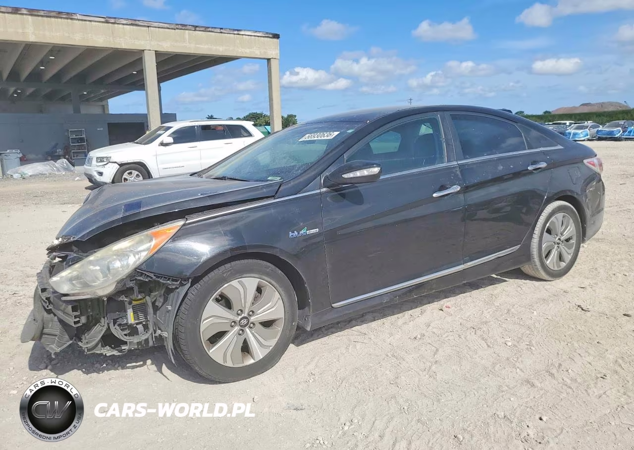 2013 Hyundai Sonata Hybrid – zdjęcie 1 z 13