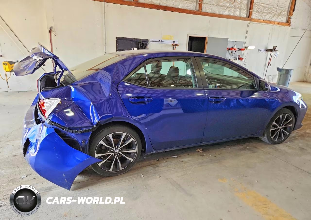 2019 Toyota Corolla Se VIN:2T1BURHE7KC137897 - 3