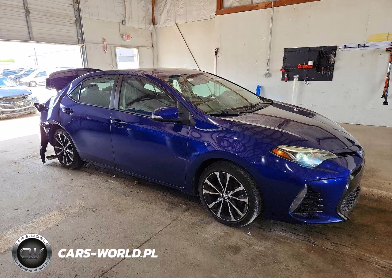 2019 Toyota Corolla Se VIN:2T1BURHE7KC137897 - 4