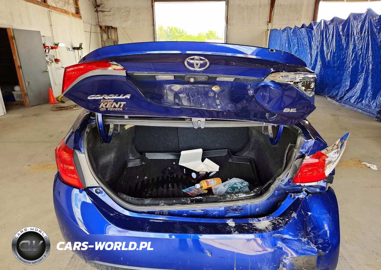 2019 Toyota Corolla Se VIN:2T1BURHE7KC137897 - 6