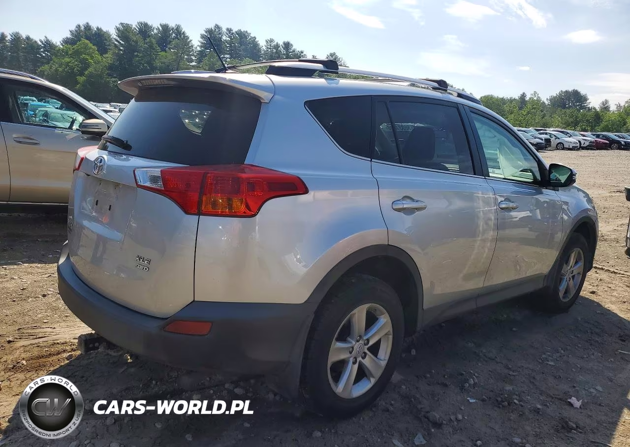 2013 Toyota Rav4 Xle VIN:2T3RFREVXDW113597 - 3