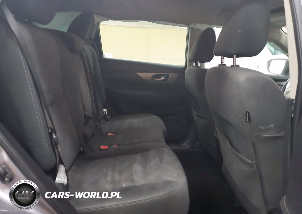 2016 Nissan Rogue S VIN:KNMAT2MV1GP701399 - 11