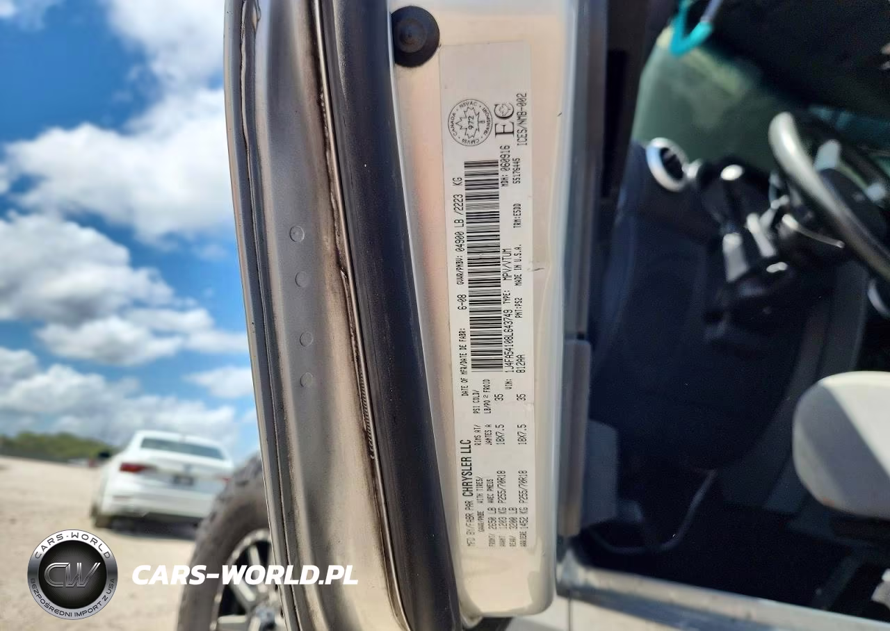 2008 Jeep Wrangler Sahara VIN:1J4FA54108L643749 - 12