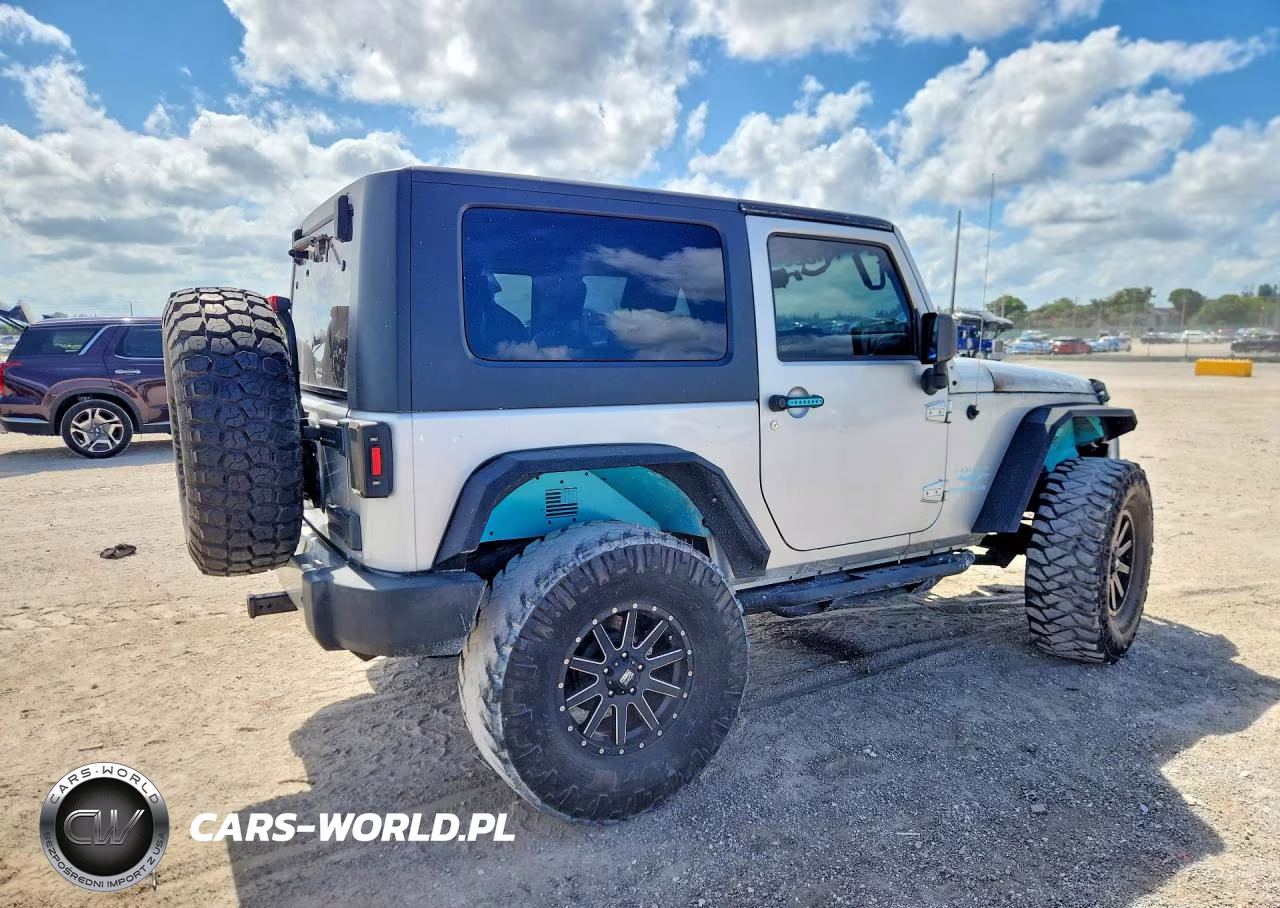 2008 Jeep Wrangler Sahara VIN:1J4FA54108L643749 - 3
