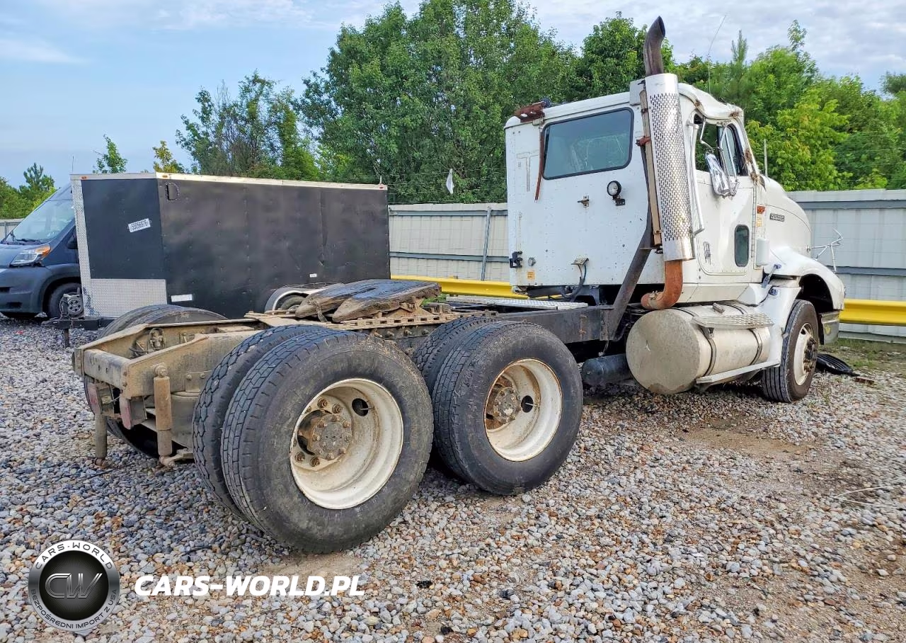 1998 International 9400 Semi Truck VIN:2HSFHAER8WC052839 - 4