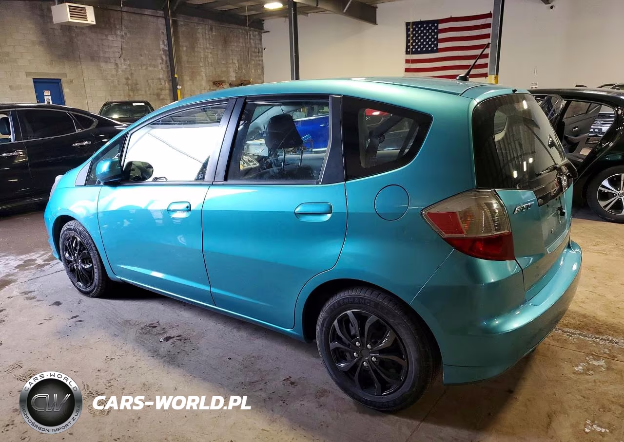 2013 Honda Fit VIN:JHMGE8H30DC036948 - 2