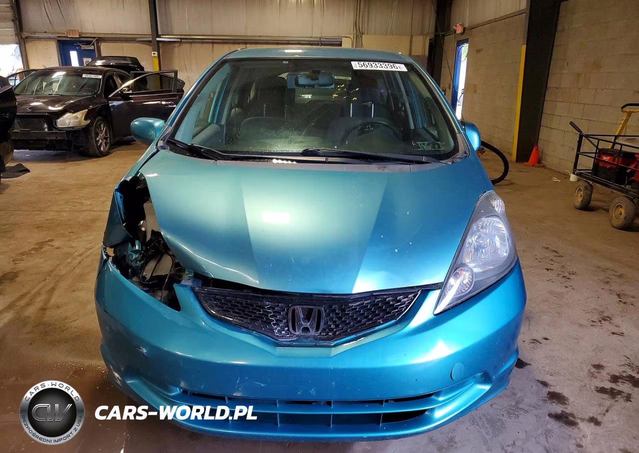 2013 Honda Fit VIN:JHMGE8H30DC036948 - 5
