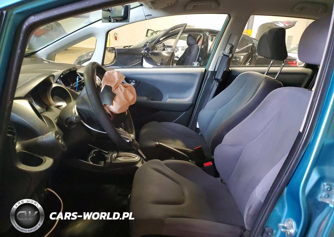 2013 Honda Fit VIN:JHMGE8H30DC036948 - 7