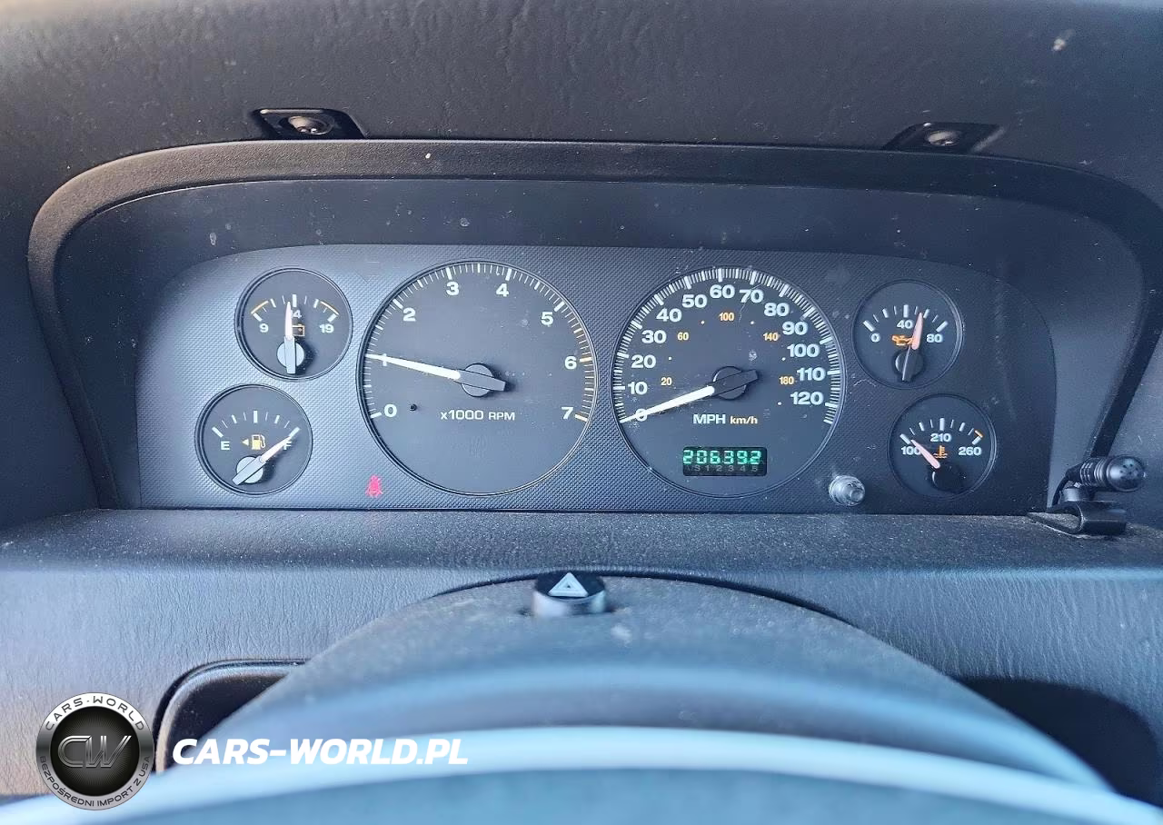 2002 Jeep Grand Cherokee Laredo VIN:1J4GW48SX2C135542 - 9