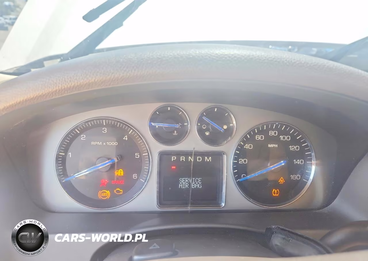 2008 Cadillac Escalade Luxury VIN:1GYFK63808R197584 - 9