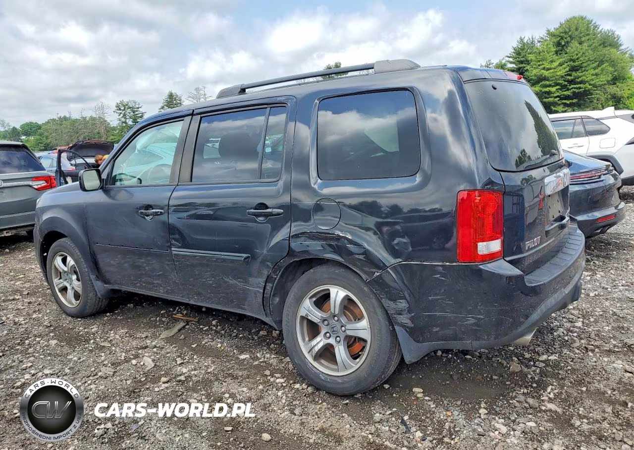 2015 Honda Pilot Se VIN:5FNYF4H32FB025192 - 2