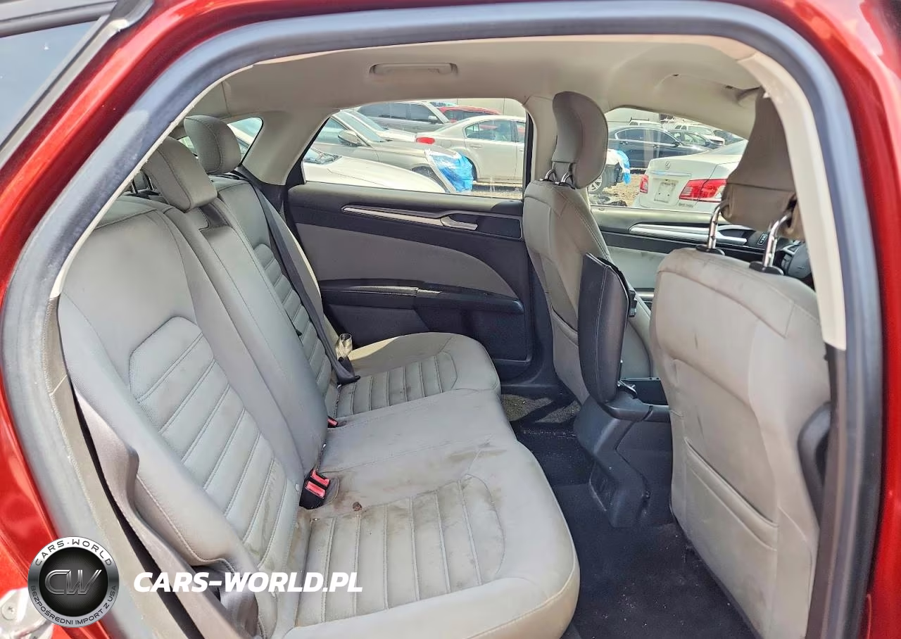 2014 Ford Fusion S VIN:3FA6P0G78ER310984 - 11