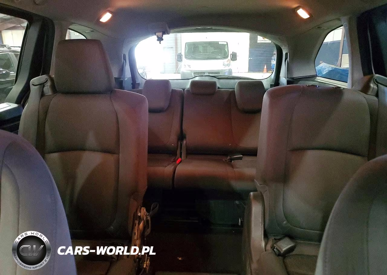 2018 Honda Odyssey Lx VIN:5FNRL6H26JB100064 - 10