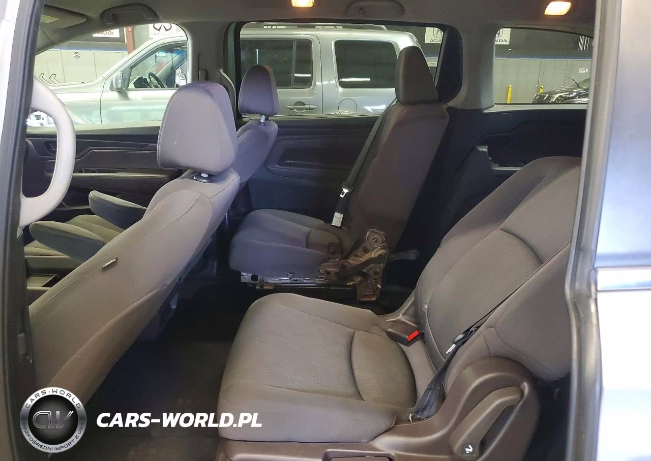 2018 Honda Odyssey Lx VIN:5FNRL6H26JB100064 - 11