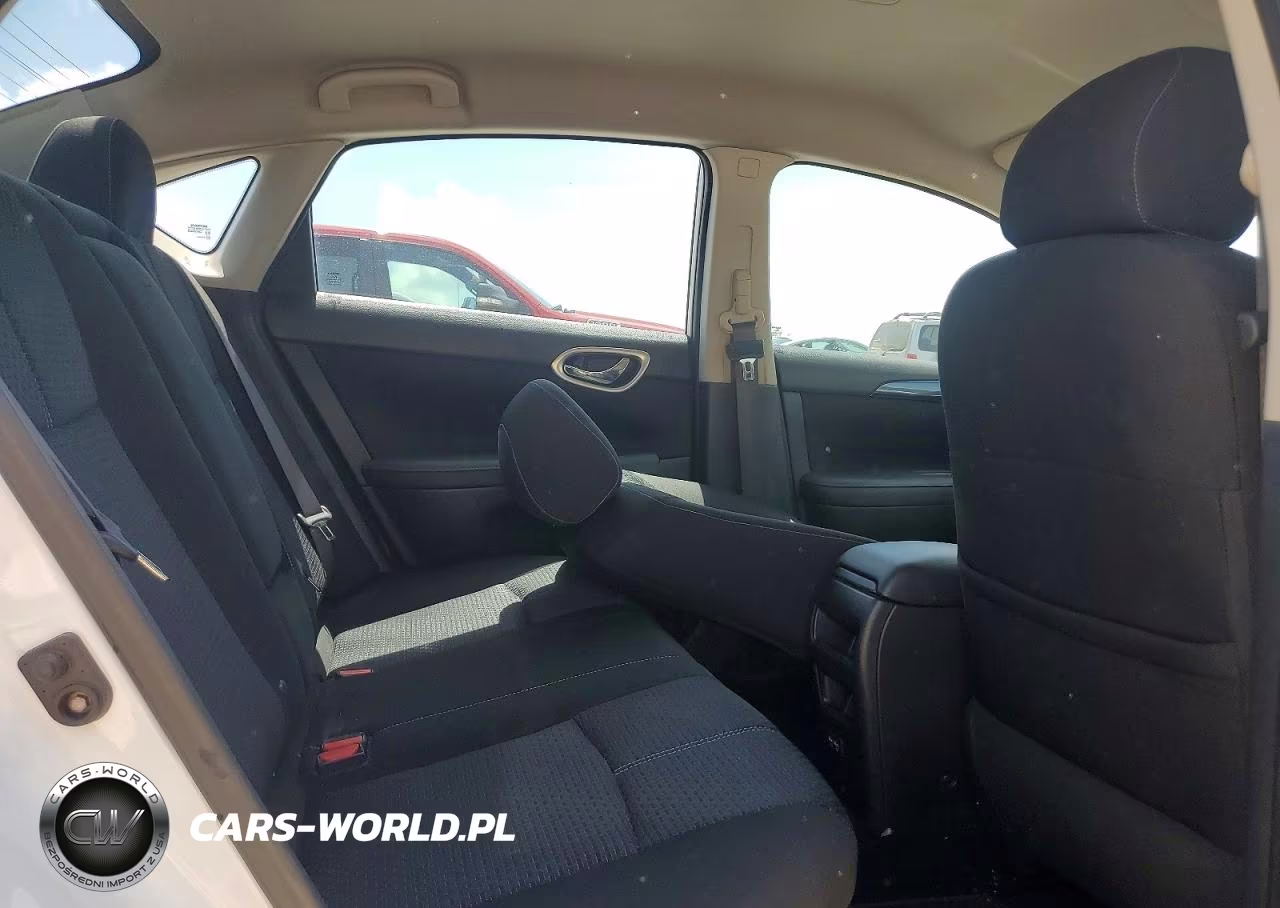 2018 Nissan Sentra Sr VIN:3N1AB7AP4JY234106 - 10