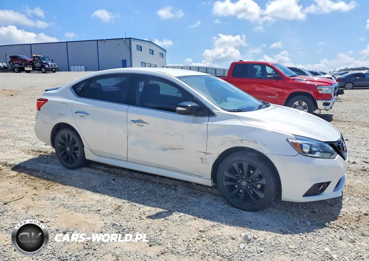 2018 Nissan Sentra Sr VIN:3N1AB7AP4JY234106 - 4
