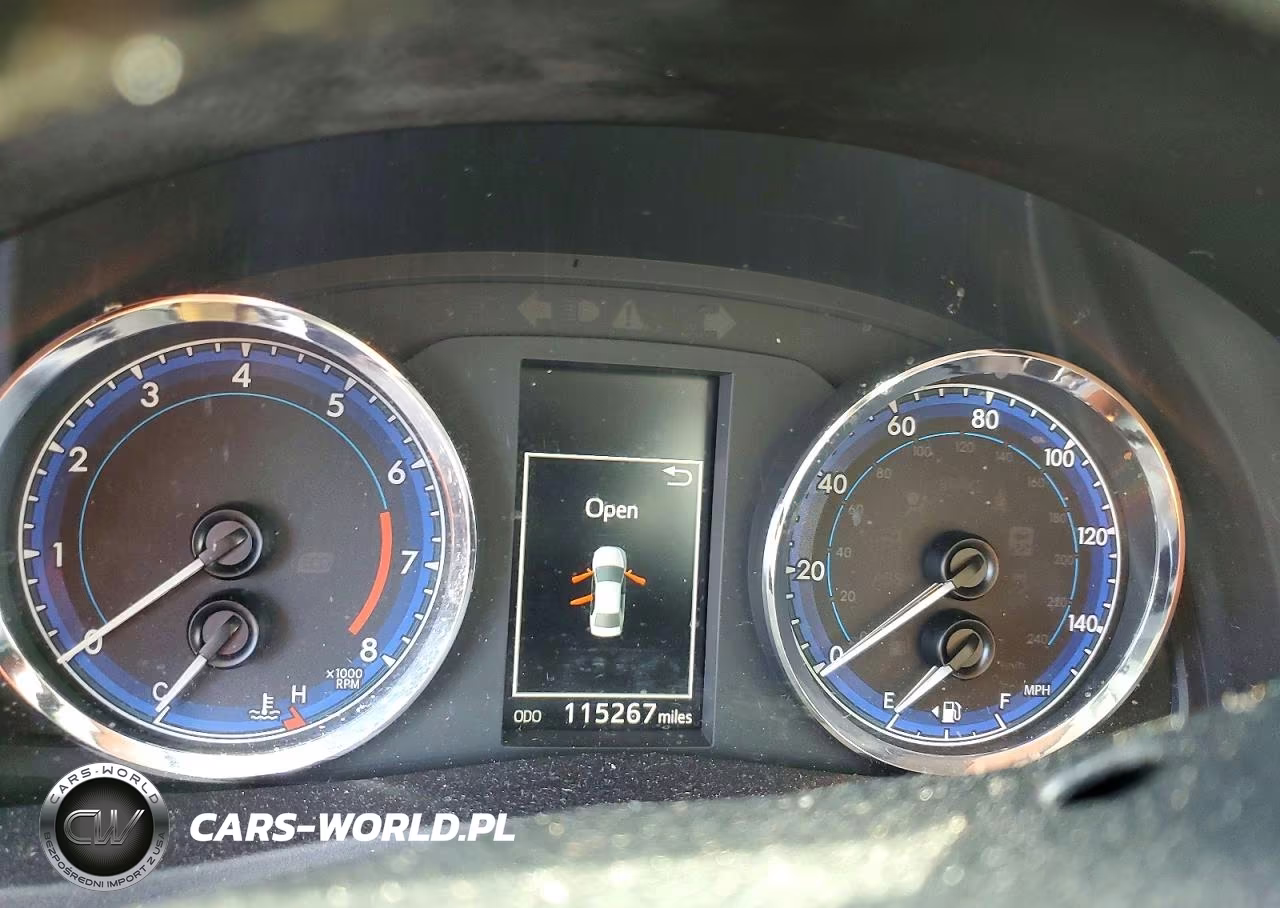 2018 Toyota Corolla Se VIN:2T1BURHE8JC064019 - 9