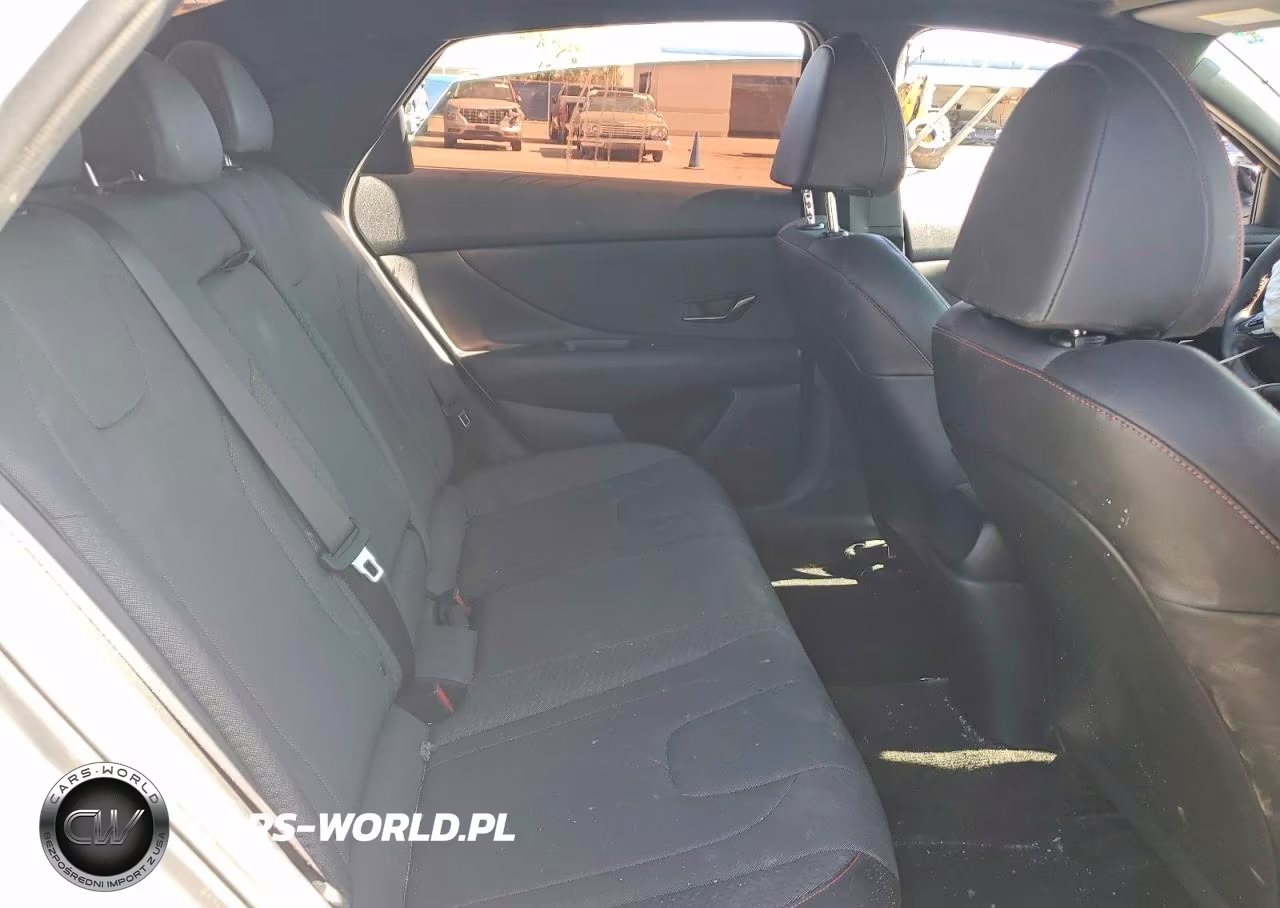 2021 Hyundai Elantra N Line VIN:KMHLR4AF4MU172488 - 10