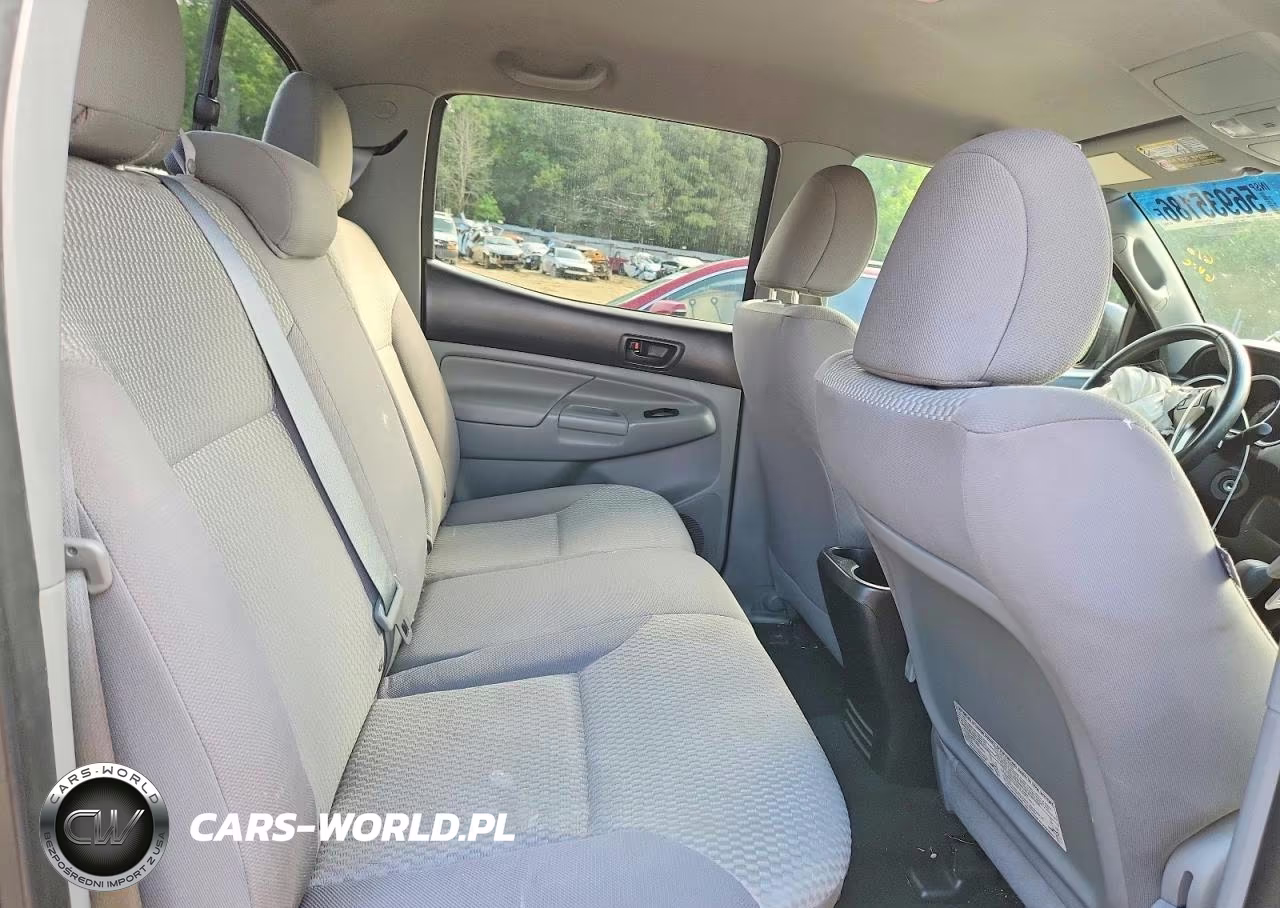 2012 Toyota Tacoma Double Cab VIN:3TMLU4EN1CM093593 - 10