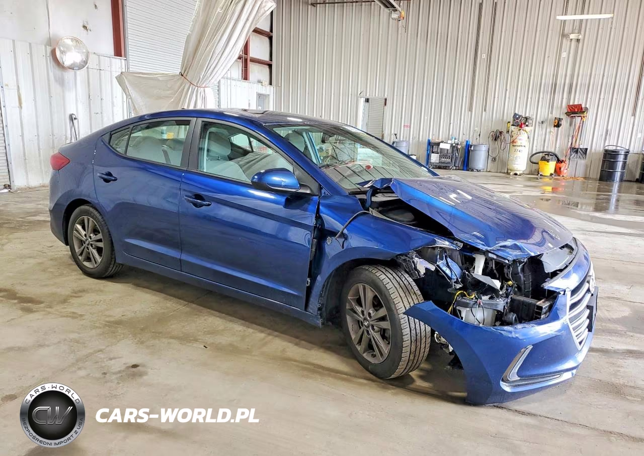 2018 Hyundai Elantra Value Edition VIN:5NPD84LF9JH396645 - 4