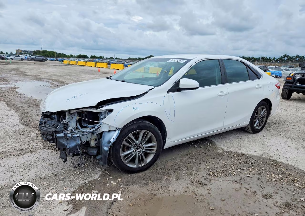 2015 Toyota Camry Se – zdjęcie 1 z 12
