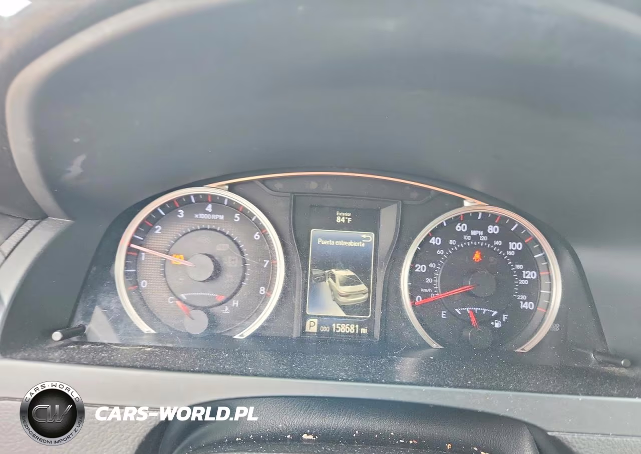2015 Toyota Camry Se VIN:4T1BF1FK6FU884562 - 9