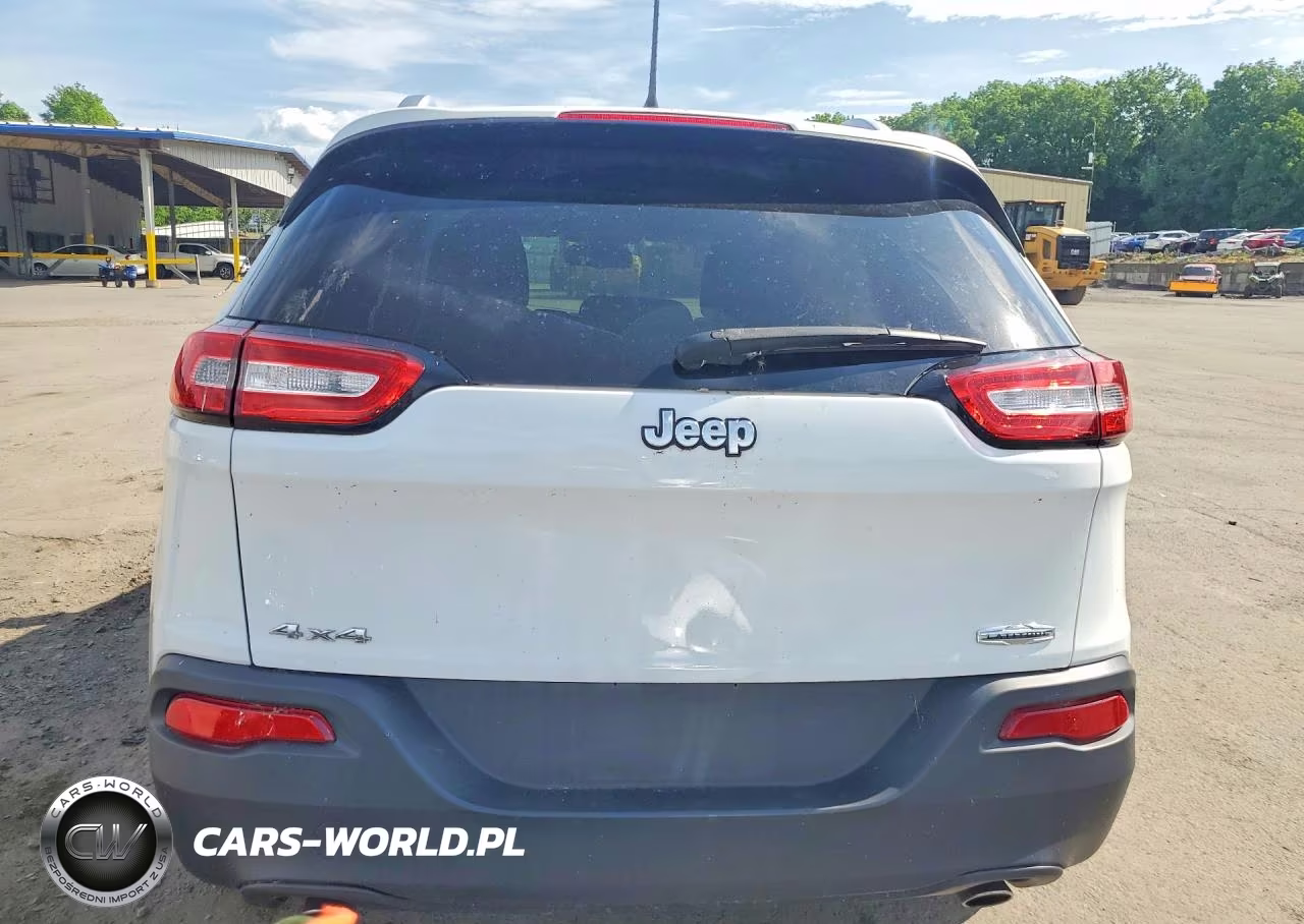 2014 Jeep Cherokee Latitude VIN:1C4PJMCSXEW150847 - 6